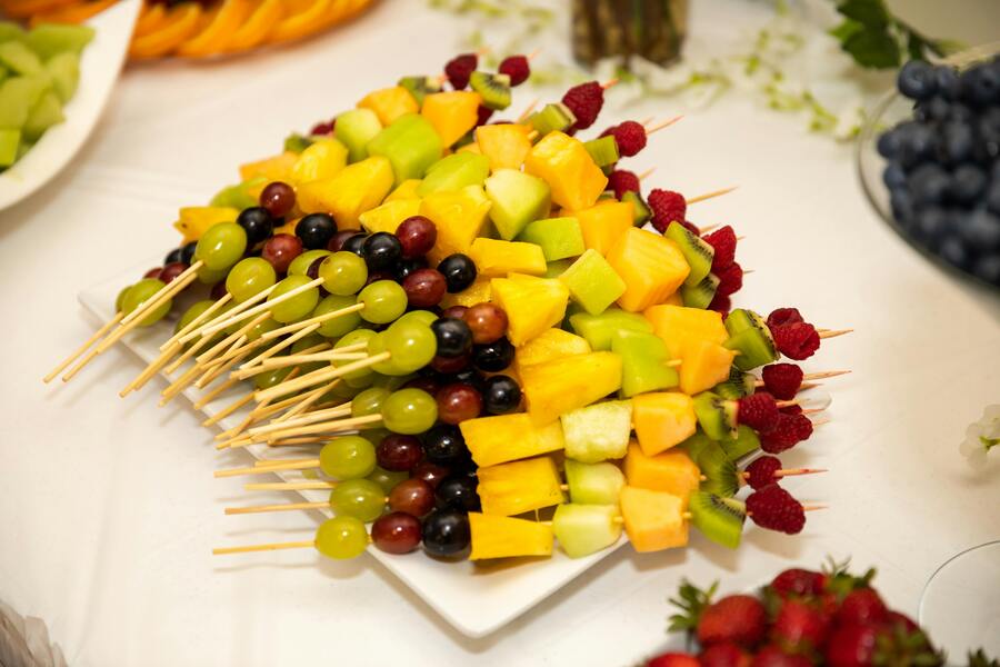 Exotische Fruchtspiesse