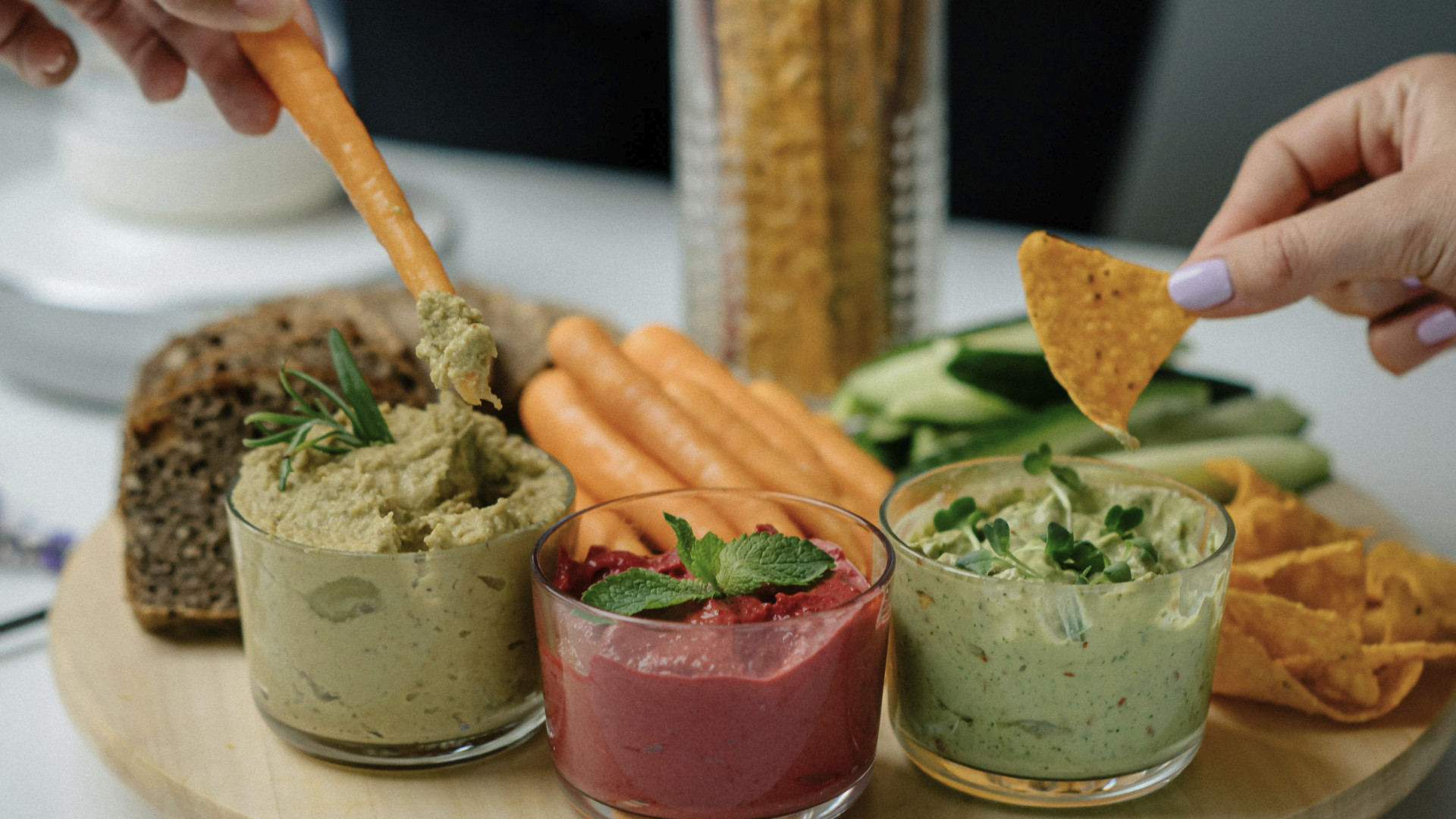 Gemüsesticks mit Dip - Happy Lemuro