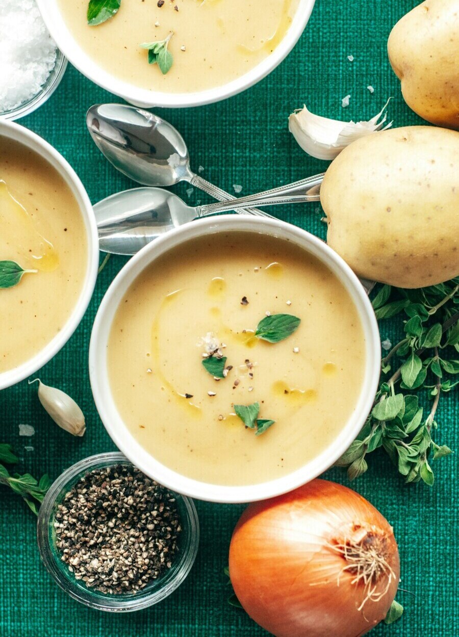 Kartoffelsuppe mit Liebstöckel