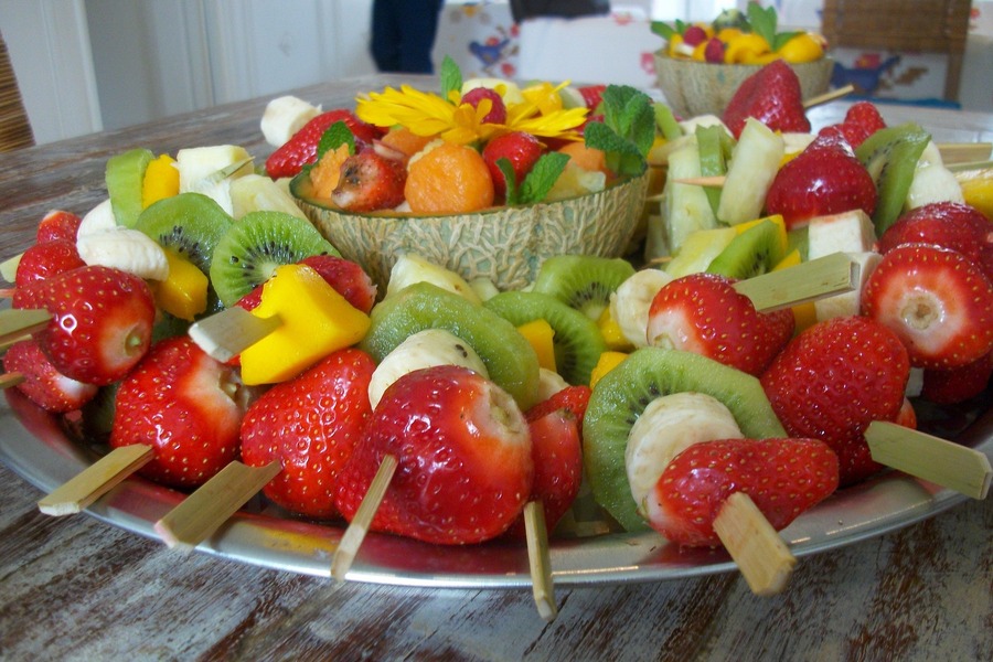 Obstspiesse Erdbeere Kiwi