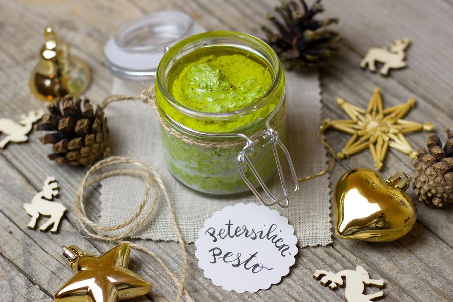 Petersilien-Pesto