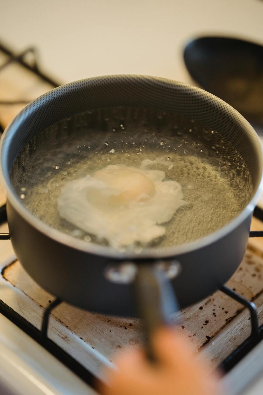 Pochiertes Ei kochen
