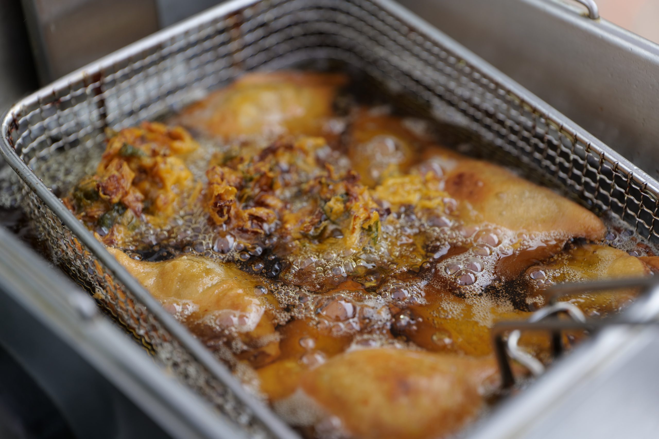 Samosa frittieren
