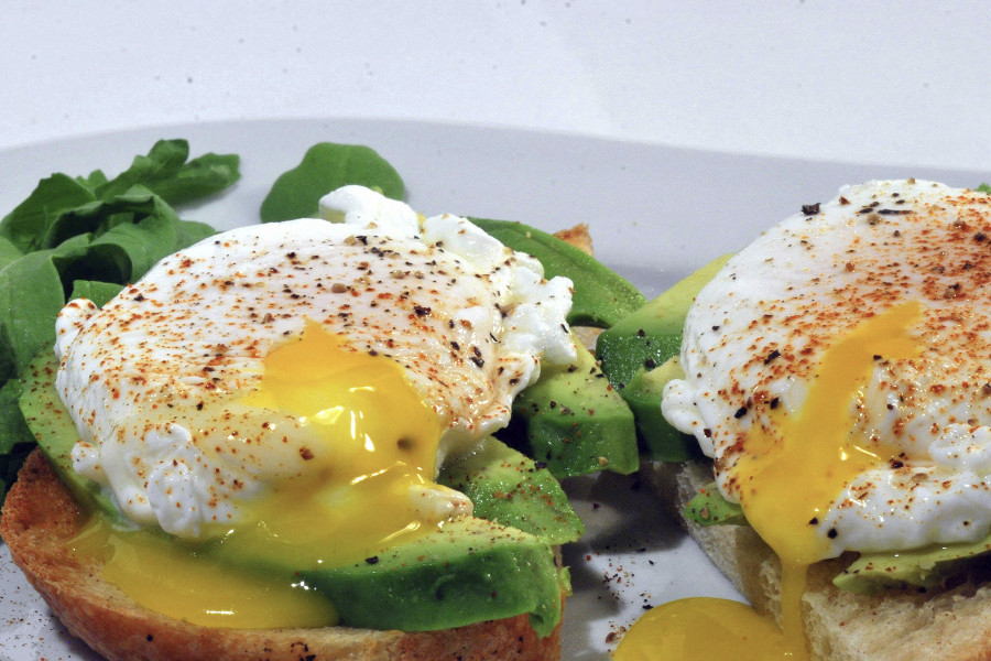 Vegetarische Alternative mit Avocado
