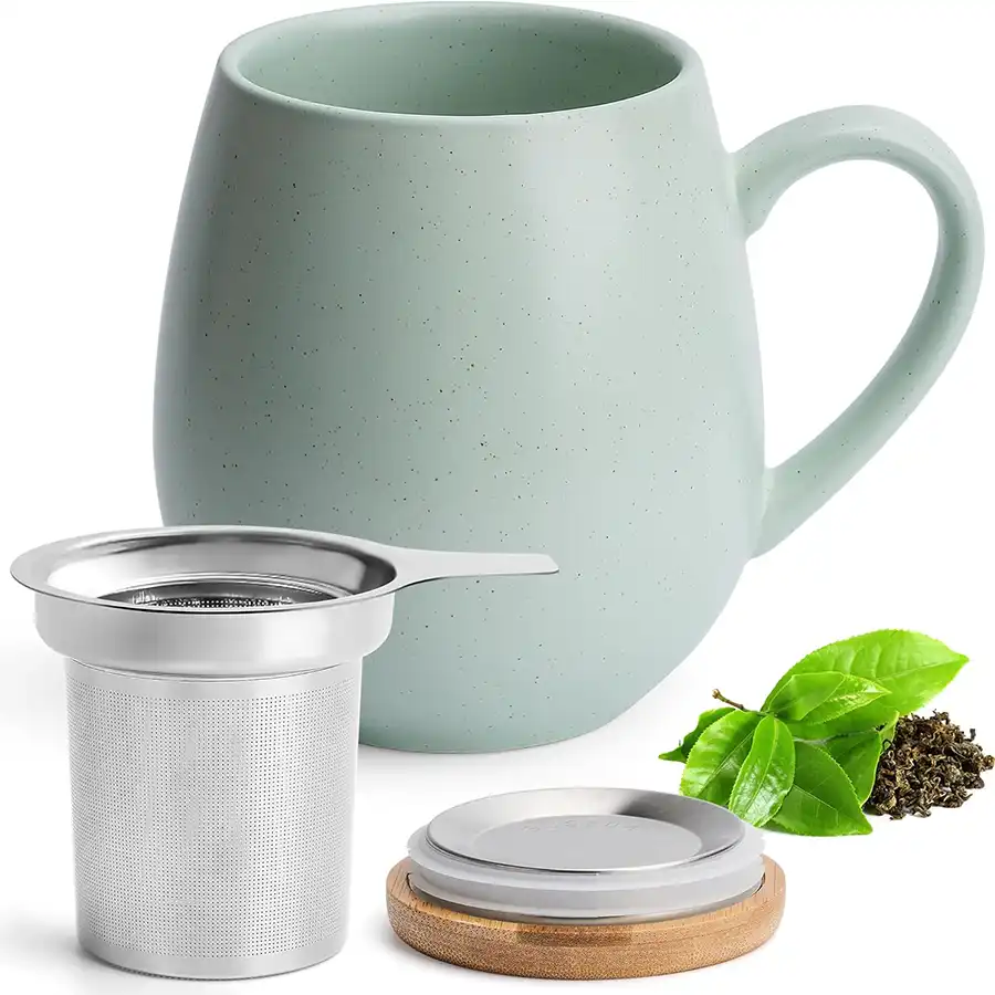 Große Teetasse mit Deckel und Sieb - 550ml